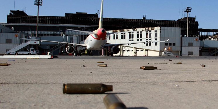 لیبی | حمله نیروهای حفتر به فرودگاه طرابلس و ربودن ۹ تبعه ترکیه