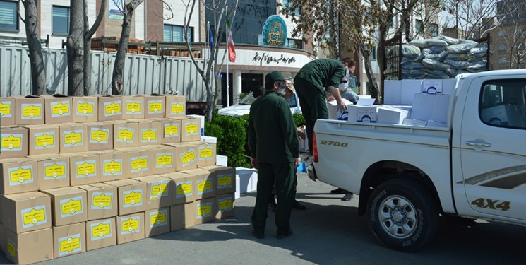 اهدای ۲ هزار بسته حمایتی به محرومان قرچک/ فعالیت ۱۱۰ گروه جهادی در مبارزه با کرونا