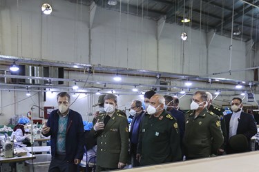 بازدید امیر سرتیپ حاتمی وزیر دفاع و پشتیبانی نیروهای مسلح از کارخانه تولید ماسک های پیشرفته فیلتردار یونی