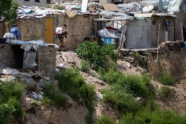 پاکسازی منازل مسکونی  کوره های آجرپزی جنوب تهران توسط نیروهای جنگ بیولوژیکی ارتش