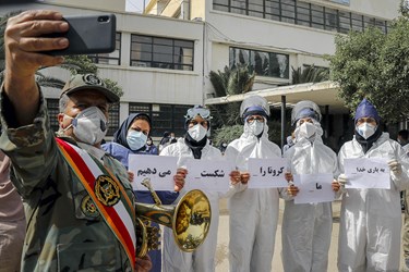 تجلیل ارتش از مدافعان سلامت بیمارستان نمازی