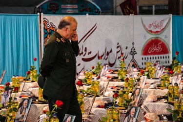آغاز رزمایش کمک مومنانه و توزیع 60 هزار بسته غذایی در اصفهان