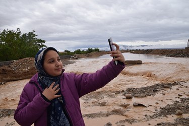 جاری شدن سیل در ابرکوه پس از 24 ساعت بارندگی