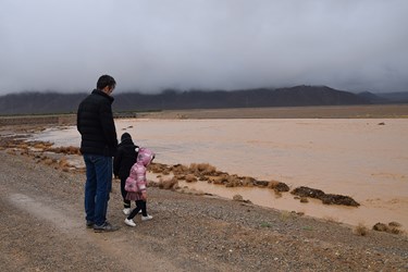 جاری شدن سیل در ابرکوه پس از 24 ساعت بارندگی