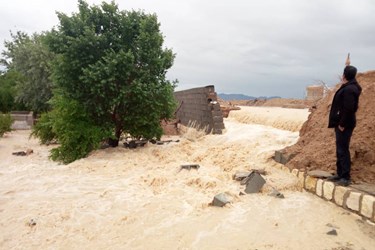 جاری شدن سیل در ابرکوه پس از 24 ساعت بارندگی