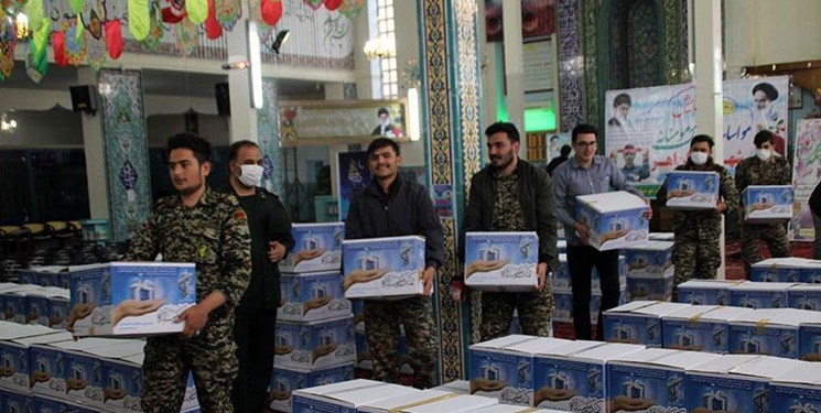 سپاه و بسیج با تمام قدرت به مردم خدمات‌رسانی می‌کنند/ توزیع ۴۵۰ هزار بسته معیشتی و آبرسانی به بیش از ۱۲۰ روستا در خوزستان