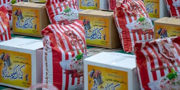 توزیع 40 هزار بسته معیشتی تاپایان ماه رمضان بین آسیب‌دیدگان کرونایی در آذربایجان‌غربی