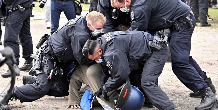 تظاهرات ضد قرنطینه‌ای در اروپا؛ پلیس آلمان ۶۰ نفر را بازداشت کرد