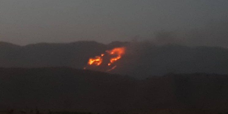 مصدومیت 3 نفر در عملیات اطفای حریق کوه خائیز
