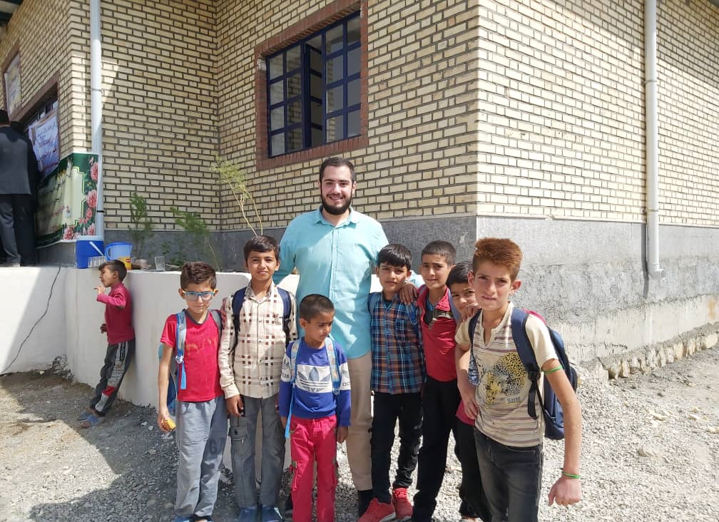 ساخت دبستان برای روستای سیل‌زده «هودر بساط علی» توسط دانشجویان بسیجی 2