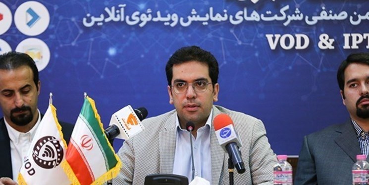 صراف: عنوان «تلویزیون اینترنتی» جعلی است/ سیاسی کاری وزارت ارتباطات در تقابل با صداوسیما
