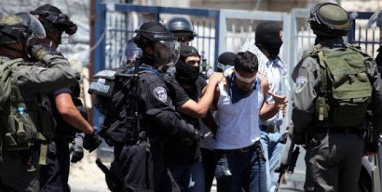 صهیونیست‌ها حداقل ۲۱ فلسطینی را در قدس بازداشت کردند