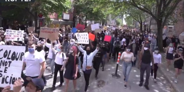 فیلم | حمله پلیس کانادا با گاز آشک آور به معترضان ضد تبعیض نژادی