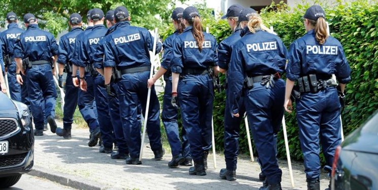 پلیس آلمان فردی را که قصد حمله به مسلمانان داشت دستگیر کرد