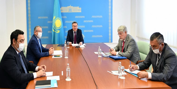 گفت‌وگوی ویدئویی وزرای امور خارجه قزاقستان و روسیه