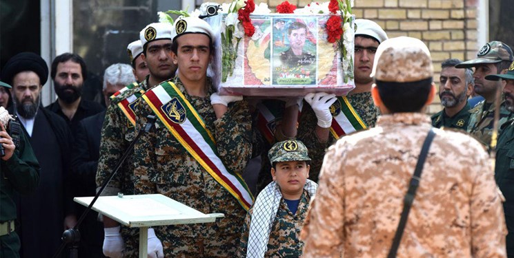 پاسخ رهبر انقلاب به نامه فرزندان شهید حادثه تروریستی جاده خاش+ تصویر