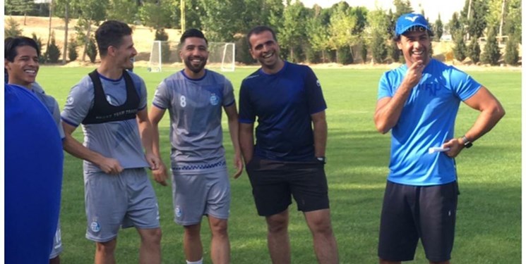 گزارش تمرین استقلال| تبریک به دیاباته و حضور دانشگر و میلیچ در فوتبال درون تیمی