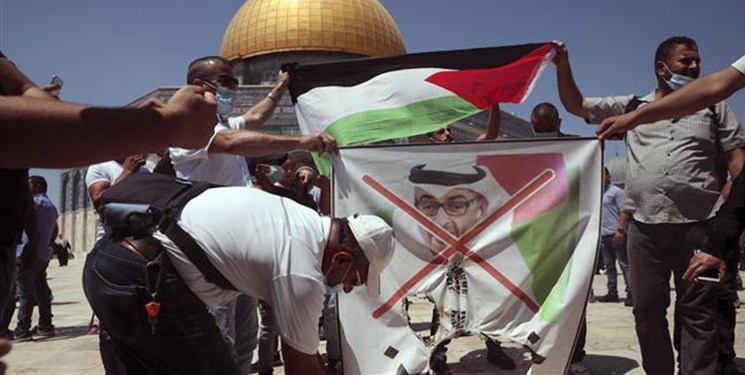 جنبش اسلامی فلسطین: بن زاید و بن سلمان، جنگ آشکار علیه اعتقادات اسلامی آغاز کرده‌اند