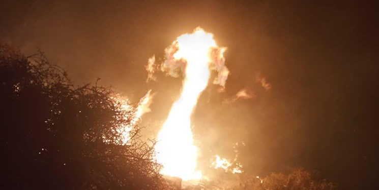 آخرین وضعیت آتش‌سوزی در ارتفاعات شاپورجان/ شعله‌ور شدن حریق در سیاخ