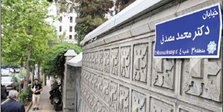 چرا تهران رنگ و بوی محرم ندارد؟/ تغییر نام خیابان‌ها اولویت اصلی شورای شهر!