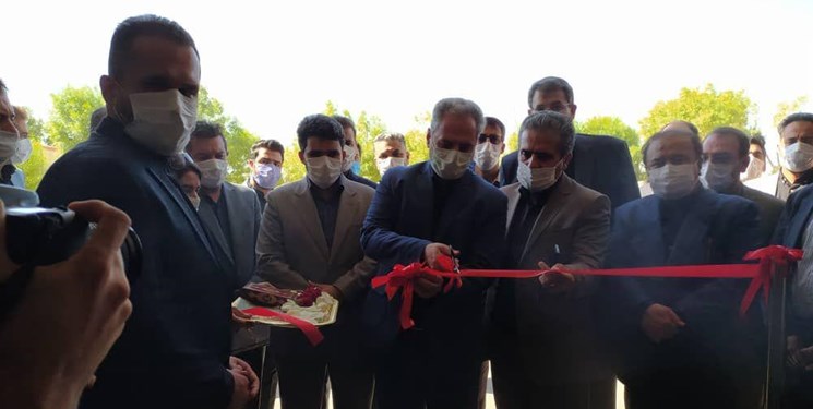 یک مجتمع صنایع غذایی با حضور وزیر جهاد کشاورزی در ری افتتاح شد