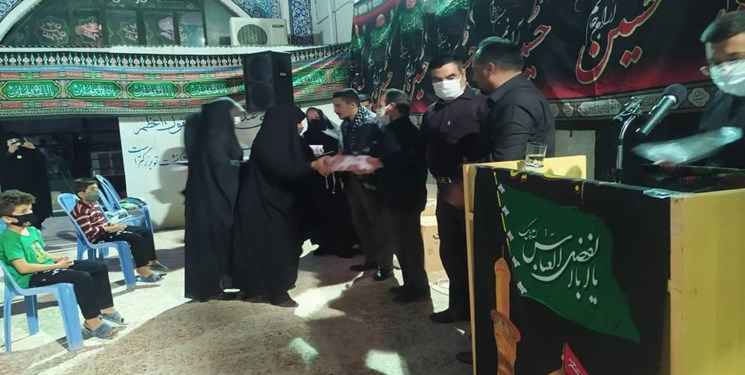 بانوان،كرونا،جهادگر،ماسك،گچساران،جنگ،توليد،گان،ويروس،كارگاه، ...