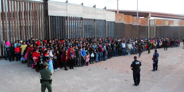 آمریکا 8800 کودک مهاجر را از مرزهای خود اخراج کرد