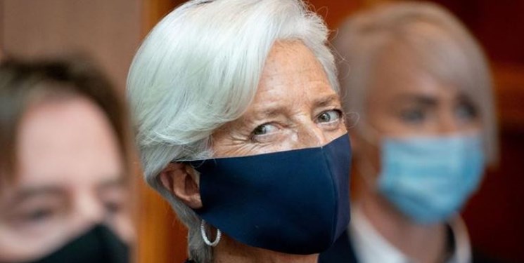 رئیس بانک مرکزی اروپا بار بیرون آمدن از رکود را به گردن دولت‌های اروپا انداخت