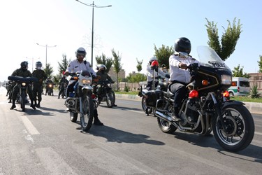 رژه نیروهای مسلح در شهرکرد