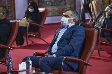 دکتر امید معاون توسعه روستایی و مناطق محروم رییس جمهور در افتتاح اولین پایانه صادراتی فرش دستبافت ایران