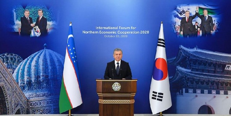 تاکید رئیس جمهور ازبکستان بر توسعه کریدورهای حمل و نقلی منطقه‌ای