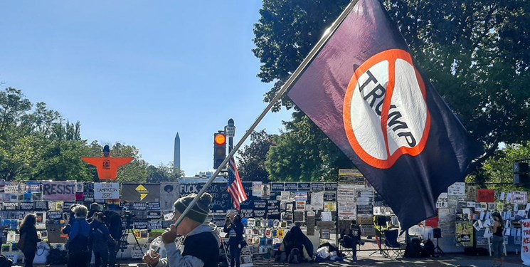 تصاویر| تجمع اعتراضی مقابل کاخ سفید