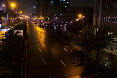 خیابان میرداماد پس از ممنوعیت عبور و مرور ساعت 21