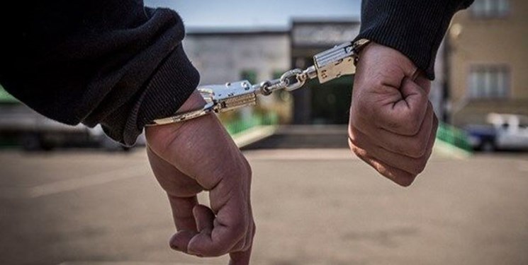 بازداشت شکارچی متخلف با سابقه کاشان در برزک