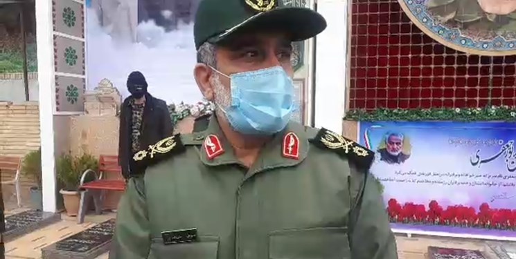 سردار حاجی‌زاده در گلزار شهدای کرمان: آمریکایی‌ها سرطانند+ فیلم
