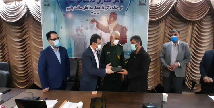 تقدیر از راننده بامعرفت/ روزی که مسافرم کادر درمان باشد رزقم چندبرابر می‌شود