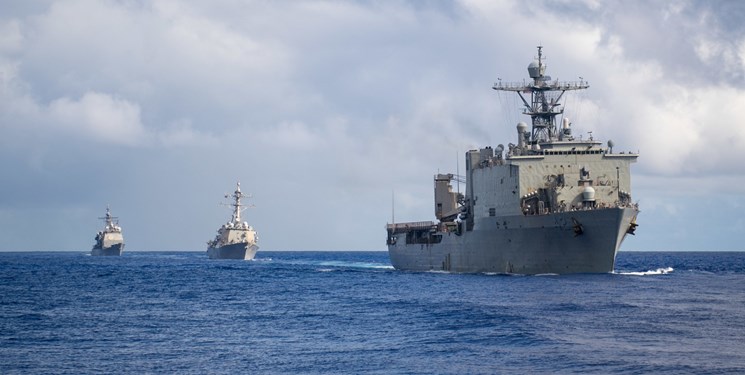 تعقیب کشتی جنگی آمریکا توسط نیروی دریایی و هوایی چین