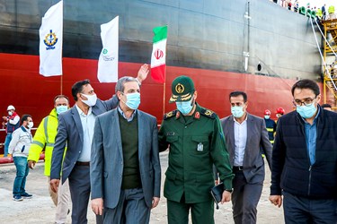 سردار سعید محمد فرمانده قرارگاه خاتم الانبیا و استاندار بوشهر در مراسم رونمایی از نفتکش اقیانوس‌پیمای ساخت ایران