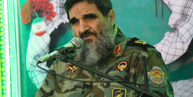 باید نگاهمان به داخل باشد نه خارج از ایران