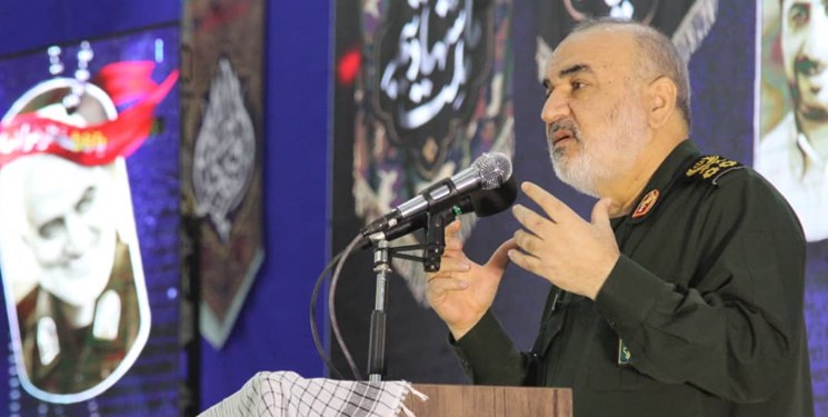 سردار سلامی: حاج‌قاسم ده‌ها بار انتقام خود را قبل از شهادتش از دشمن گرفته بود