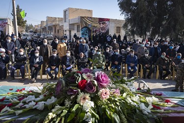 تشییع پیکر پاک شهید گمنام دوران دفاع مقدس هم‌زمان با نخستین سالگرد شهادت سردار رشید اسلام، حاج قاسم سلیمانی