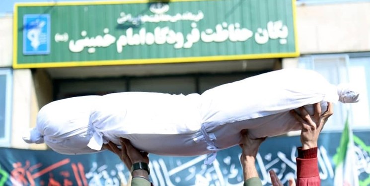فضای فرودگاه امام خمینی(ره) با شهید گمنام عطرآگین شد
