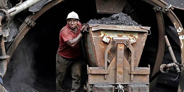 قیمت‌گذاری سنگ‌ آهن اصلاح شود/ تعطیلی بزرگترین ذخیره سنگ اهن کشور