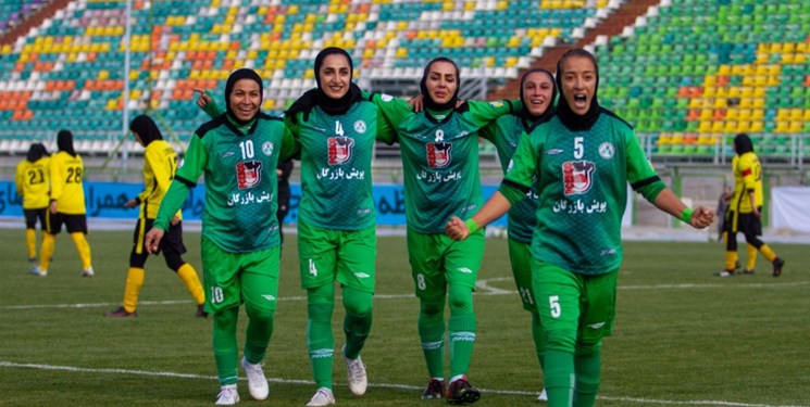 لیگ برتر فوتبال بانوان| ذوب‌آهن حریف خود را گلباران کرد