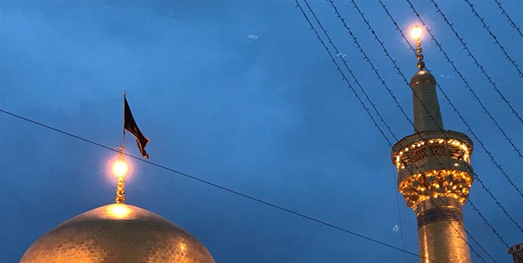 سیاه پوش شدن حرم شمس‌الشموس همزمان با سالروز شهادت صدیقه اطهر(س)