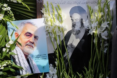  گلباران بیت امام خمینی (ره) در قم