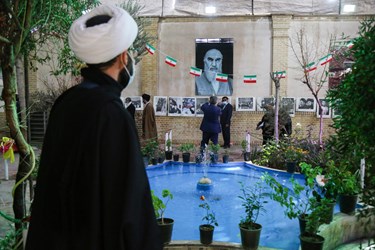  گلباران بیت امام خمینی (ره) در قم