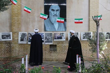  گلباران بیت امام خمینی (ره) در قم