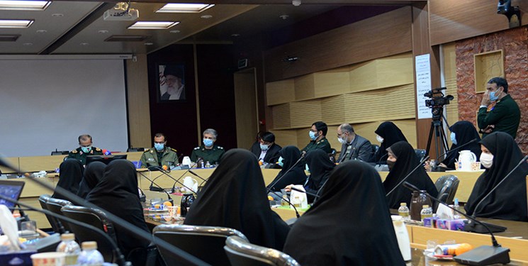 تجلیل از بانوان فعال بسیج جامعه زنان در فارس