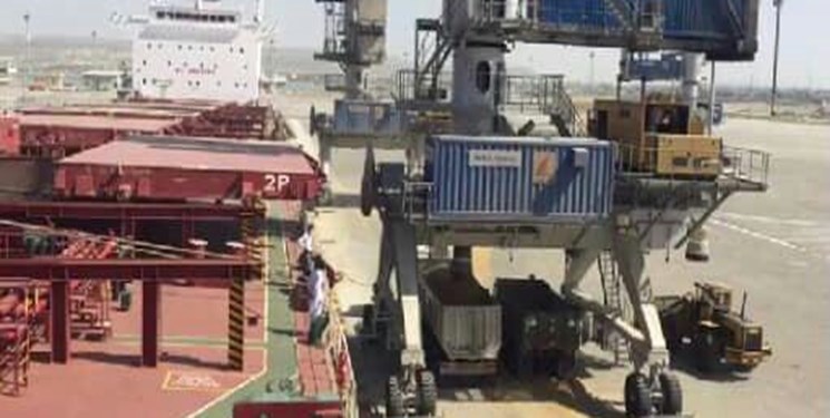 ۶۵هزارتن جو دامی با یک فروند کشتی وارد بندر شهید بهشتی چابهار شد